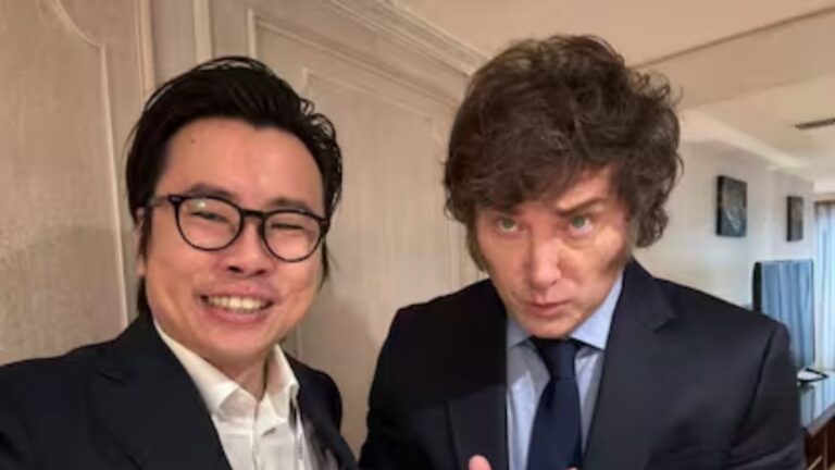 Escándalo $LIBRA: un empresario se reunió con Javier Milei en 2024 pero no figura en Migraciones