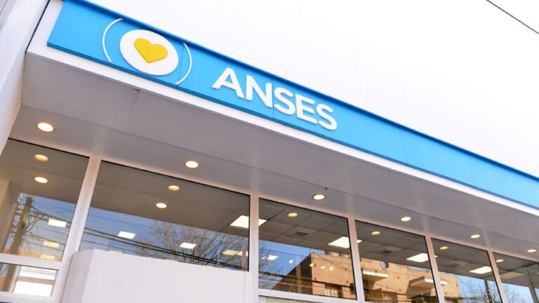 ANSES: quiénes cobran sus haberes este viernes 11 de abril