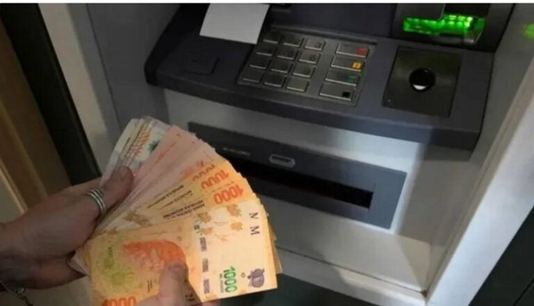 El Ejecutivo provincial anunció el pago de salarios para la administración pública