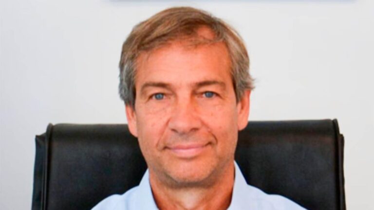Otra baja en el gobierno de Javier Milei: renunció el superintendente de Servicios de Salud