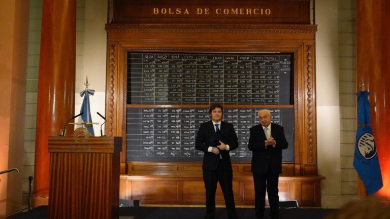 Javier Milei, complicado: «Vamos a tener más volatilidad, más Riesgo País y bajará el crecimiento»