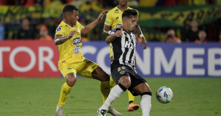 Atlético Mineiro ganó y sacó ventaja para enfrentar a Godoy Cruz