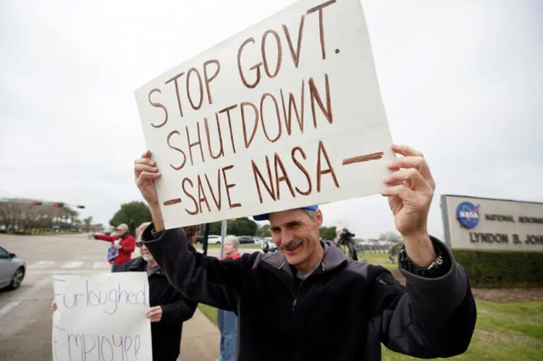 Científicos de la NASA envían una carta a Trump por los recortes