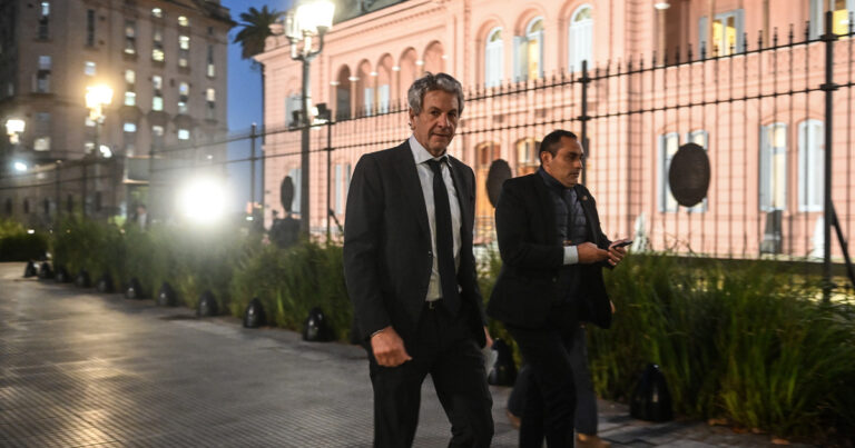 «Payasesco» y «catastrófico»: el número dos de Luis Caputo salió a contestar las críticas de Joseph Stiglitz a Milei