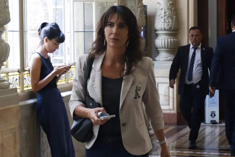 Entre el kirchnerismo, el massismo y el peronismo, Natalia De la Sota hace campaña