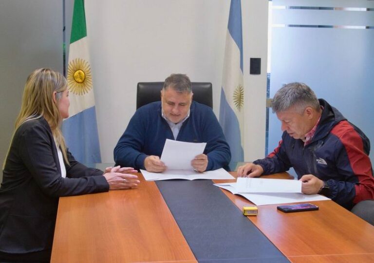 Gobierno cedió embarcación a Seguridad para reforzar la frontera