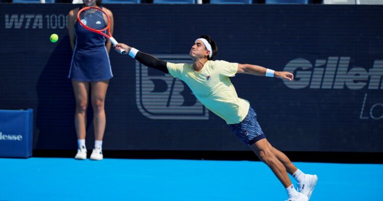 Francisco Comesaña vs Andrey Rublev, por el Masters 1000 de Cincinnati: a qué hora es el partido de octavos de final, minuto a minuto