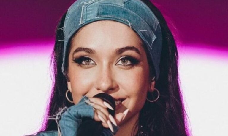 Entre lágrimas, María Becerra anunció la noticia más hermosa de su vida