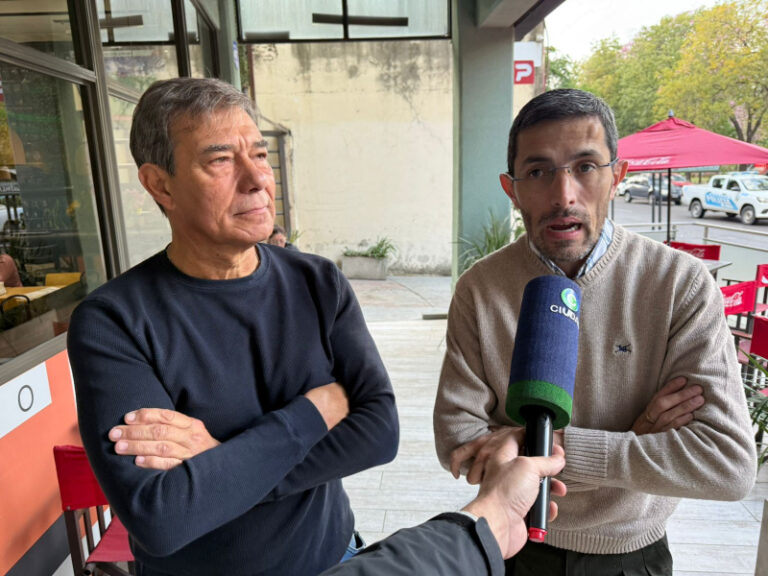 UNIR va con lista propia a los comicios de octubre: Los partidos dominantes se encuentran presos de sus grandes contradicciones