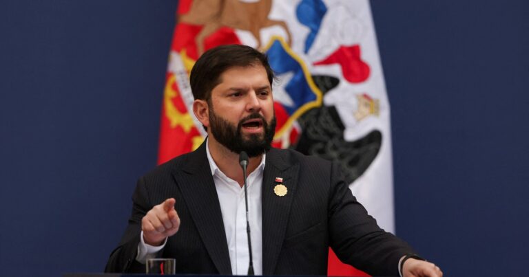 El presidente de Chile, sobre el caos en Independiente-U de Chile: «Nada justifica un linchamiento»