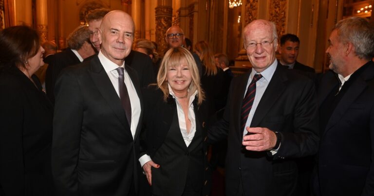 Los empresarios más importantes de la Argentina se dieron cita en el Colón