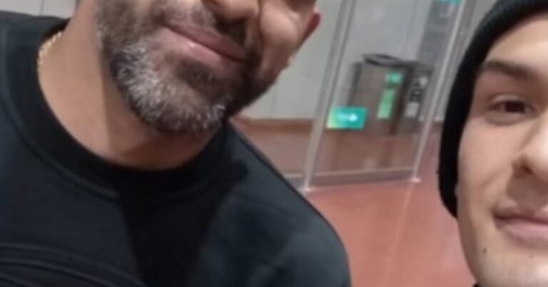 El viral que protagonizó Wanchope Ábila en un aeropuerto