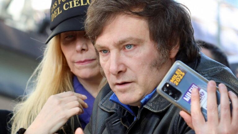 La reacción de Javier Milei por los nuevos audios: «Espías que se disfrazan de periodistas»