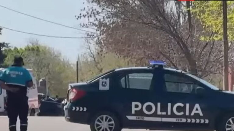 Situación controlada: la adolescente atrincherada en una escuela de Mendoza entregó el arma
