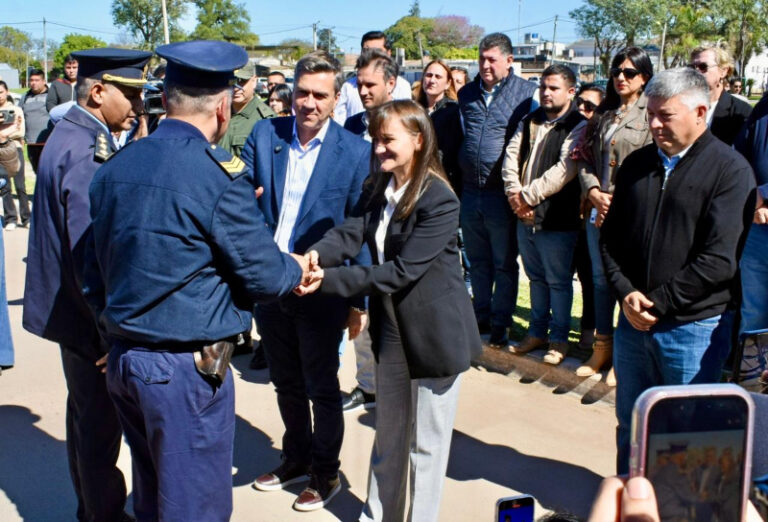 Entregaron nuevos vehículos en Fontana, en el marco del Plan Provincial de Seguridad