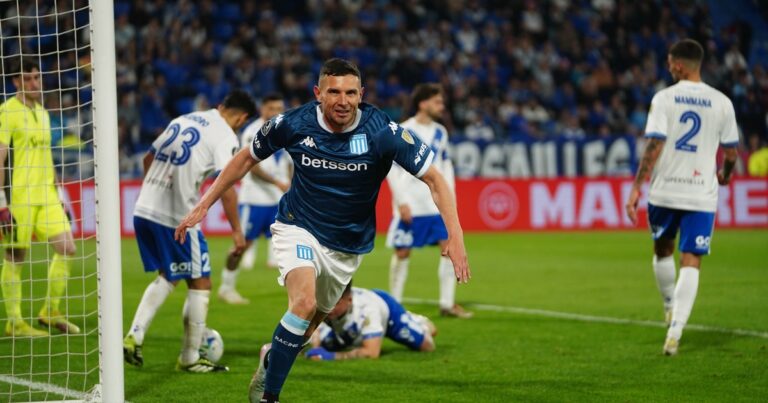 Maravilla Martínez llegó a los 50 goles en Racing vs Vélez y se acerca a una marca de Diego Milito: «Hay que estar ahí…»