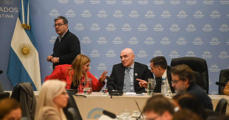 Presupuesto: arranca el debate y el oficialismo espera estirar la votación hasta después del recambio legislativo