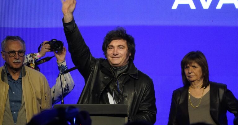 El escenario postelectoral, según el Gobierno: dólar en baja, inflación controlada y sin «anabólicos» para las reservas