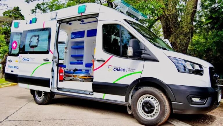 Zdero entregó una ambulancia y anteojos en Basail