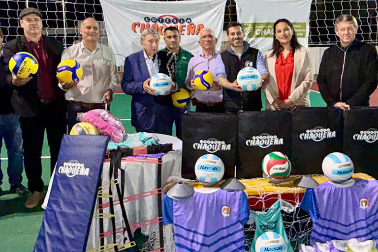Mesón de Fierro ya cuenta con una nueva cancha de vóley en el Club Sportivo Necochea