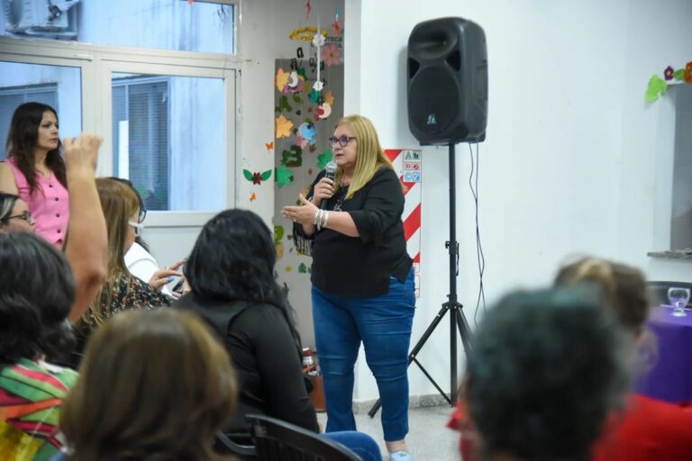 Delgado participó del tercer encuentro del curso Acompañantes Comunitarias contra las Violencias