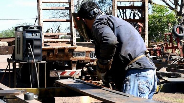 El 70% de las MiPymes del Chaco y Corrientes son empresas familiares