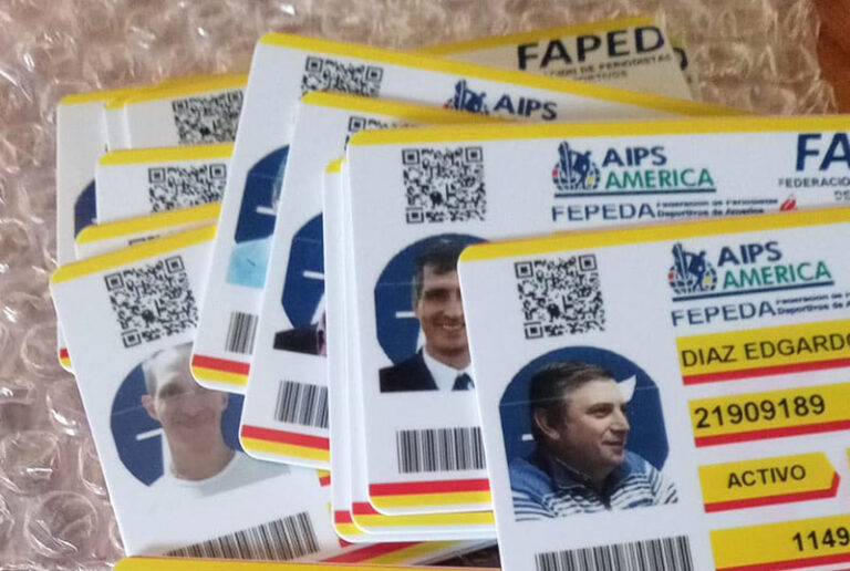 El Círculo de Periodistas Deportivos entrega los carnés 2026 de la FAPED